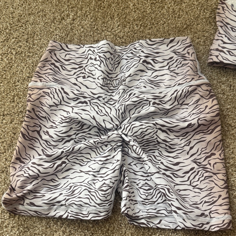 Women's Zebra Print Intimate Set - Picture 3 of 4